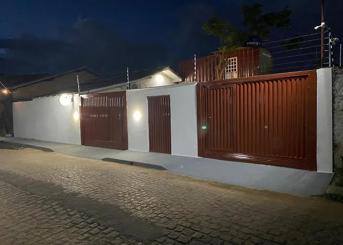 Container Lb Com Garagem Para Carros De Ate 4,5M